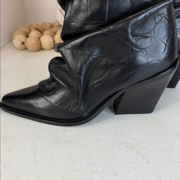 BRONX Leather Pinched Booties Sz 39/8.5 - Picture 7 of 11